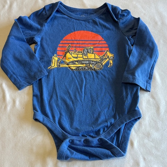 GAP - Blue and Red Baby Long sleeve Onesie top - Picture 1 of 3